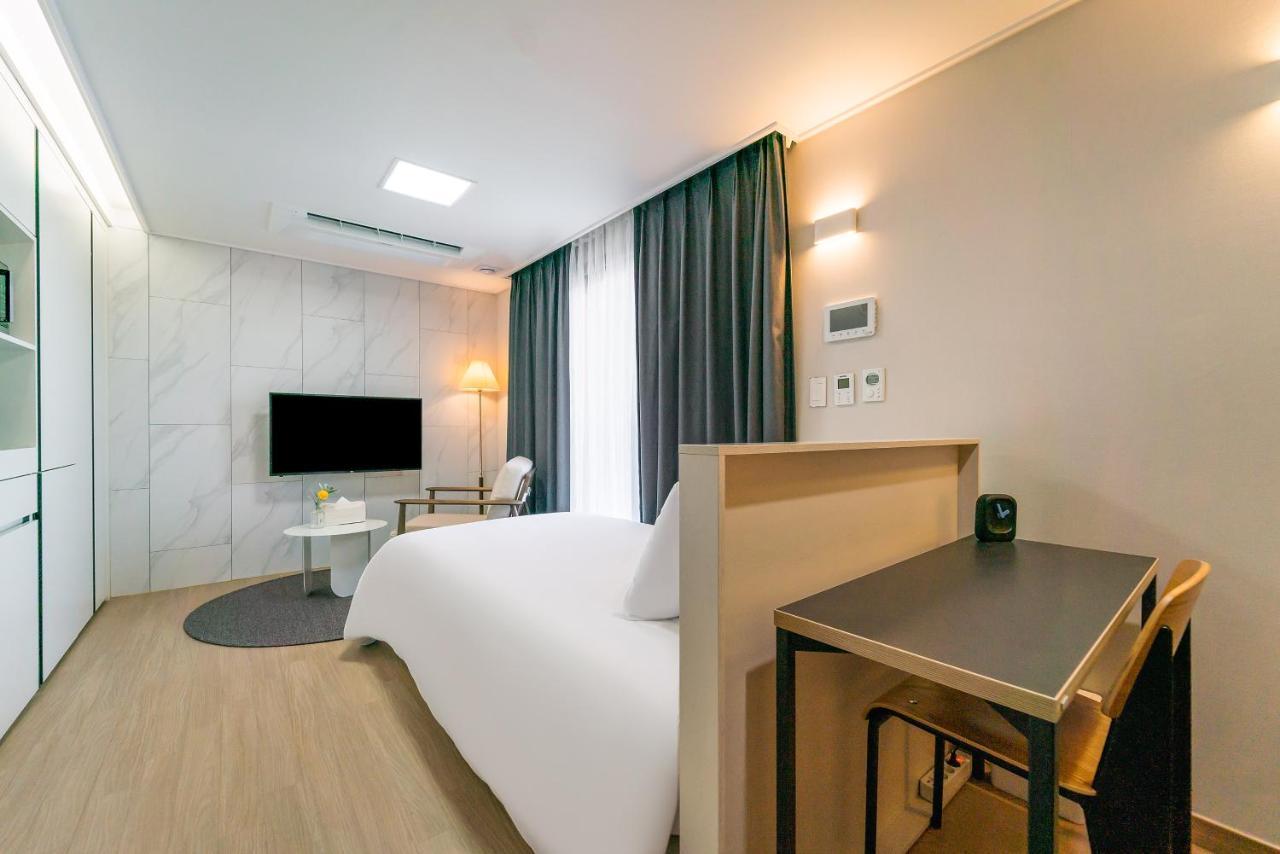 Urbanstay Jeju Airport Eksteriør bilde